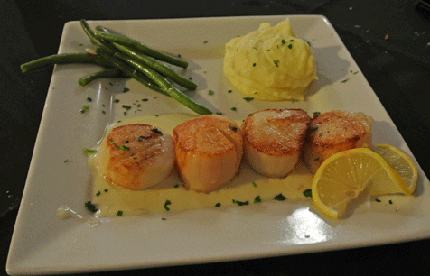 Diver Scallops with a Buerre Blanc Sauce