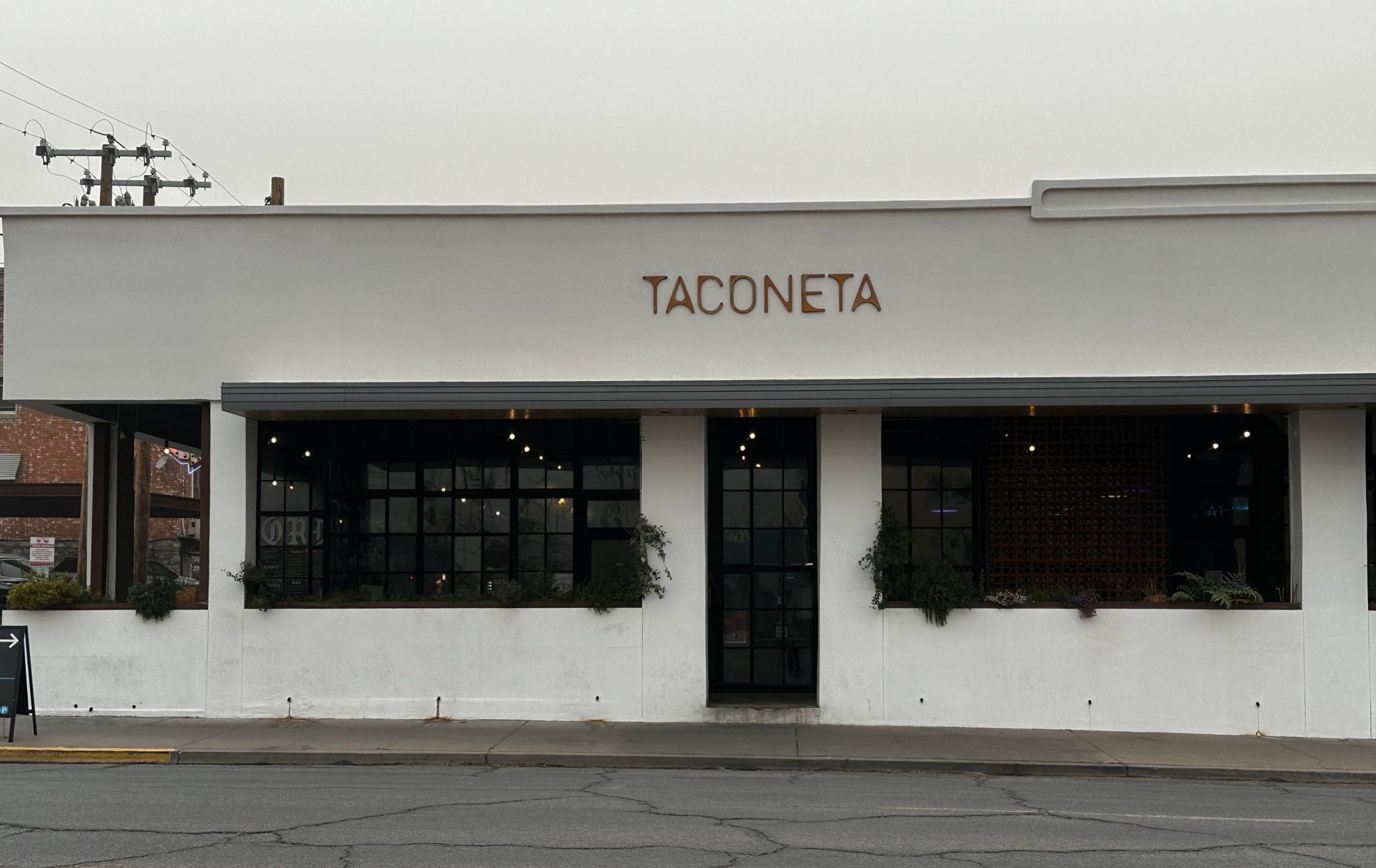 Taconeta - El Paso, Texas - Gil's Thrilling (And Filling) Blog